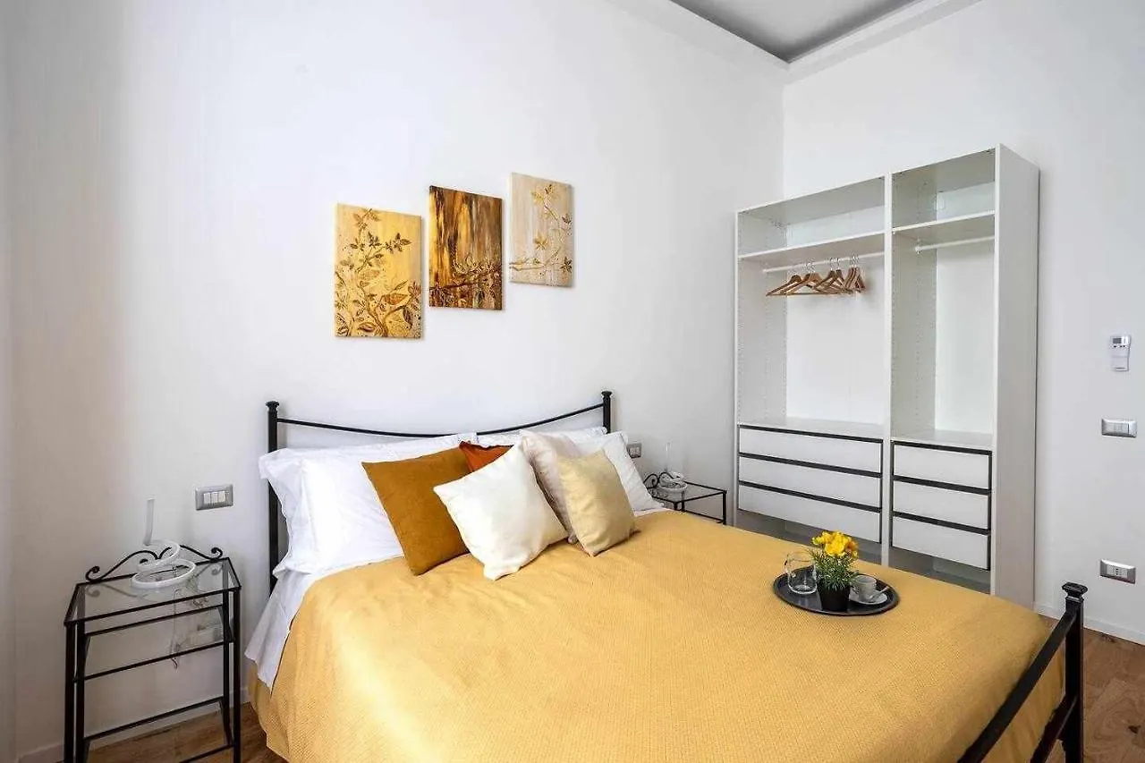 Milano City Apartments - Duomo Brera - Elegant Suite In Design District