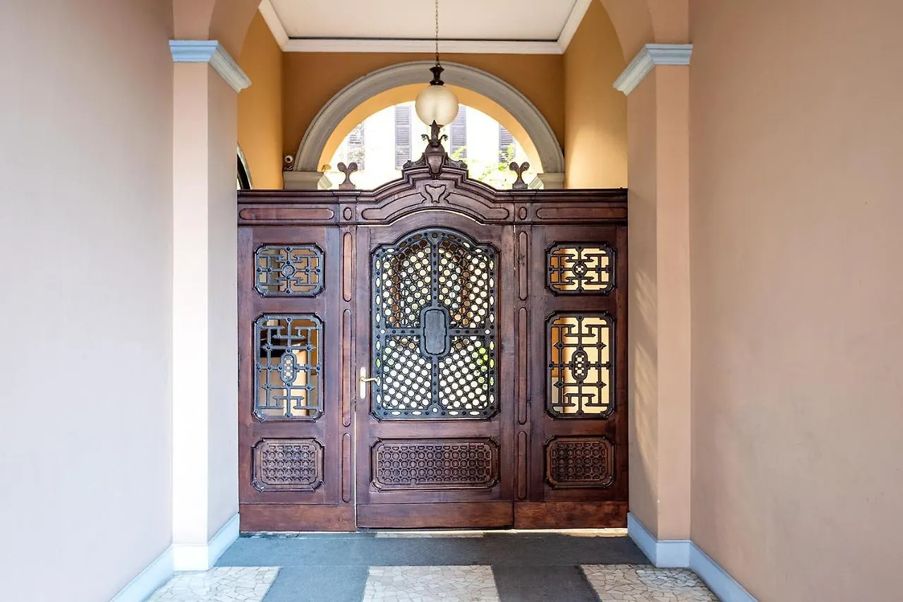 Milano City Apartments - Duomo Brera - Elegant Suite In Design District Italy
